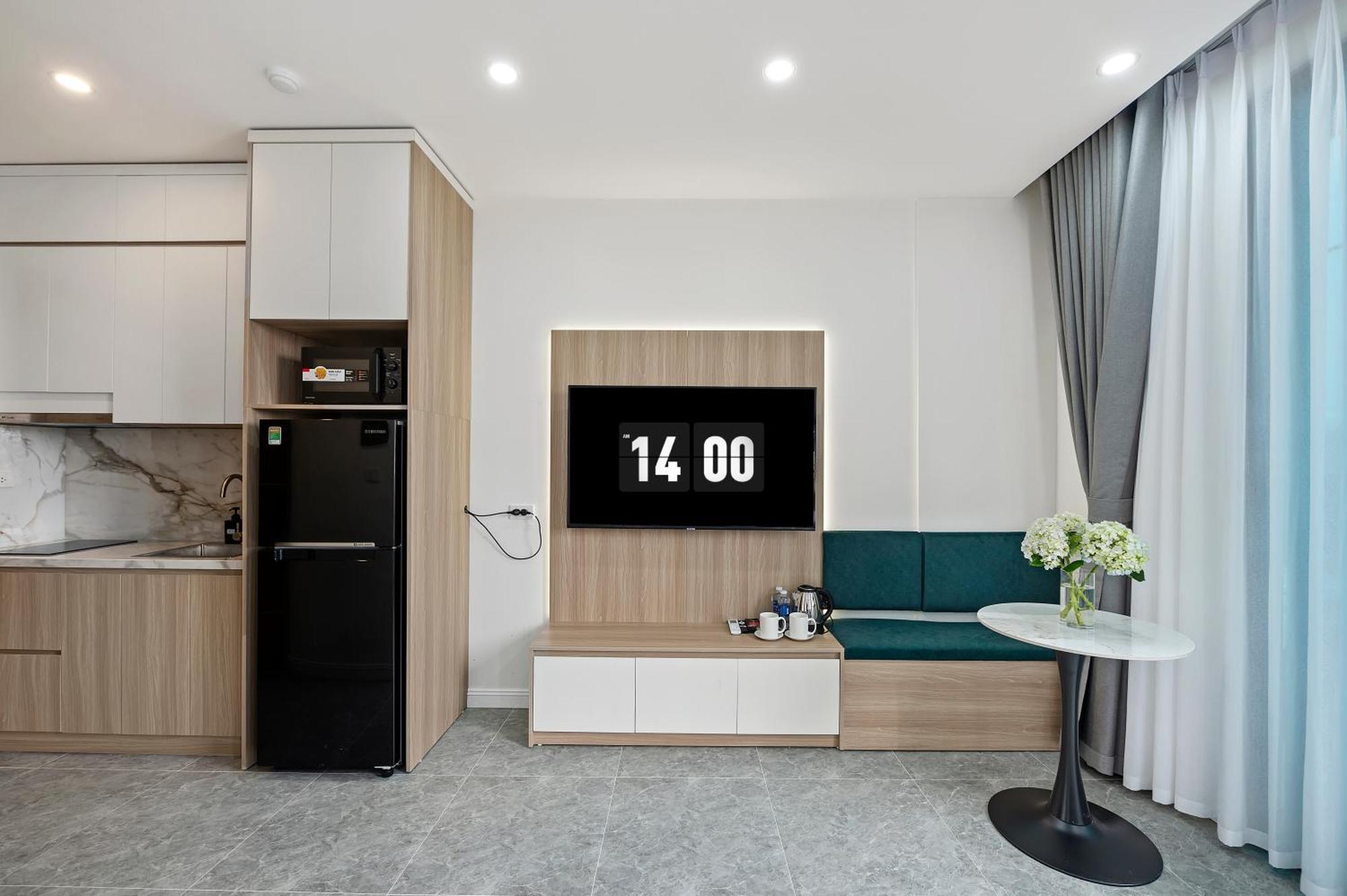 22Land Cosmos Hotel Hanoi Room photo
