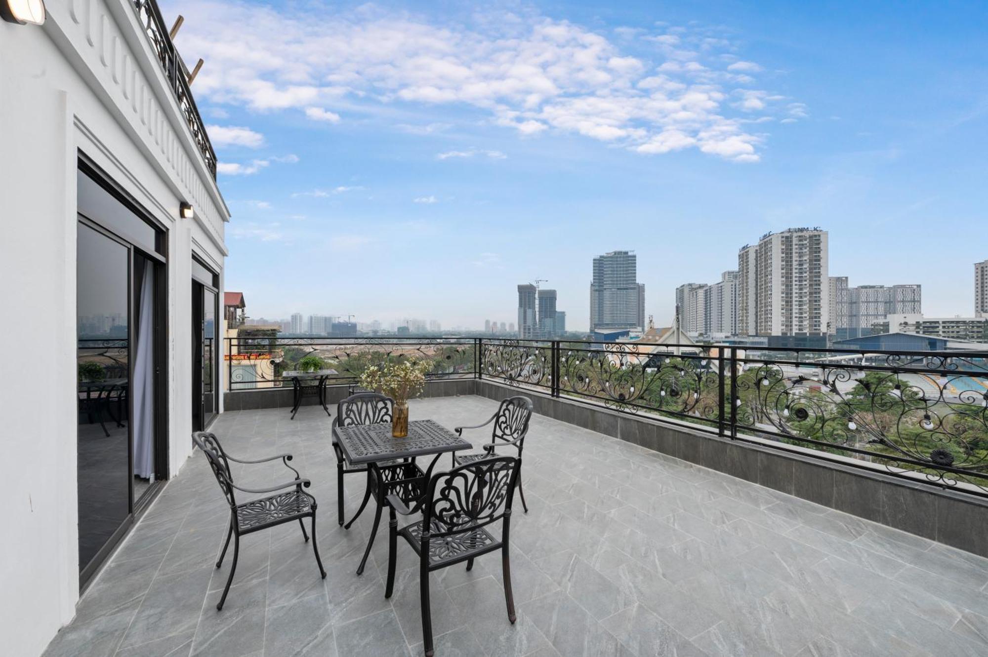 22Land Cosmos Hotel Hanoi Exterior photo